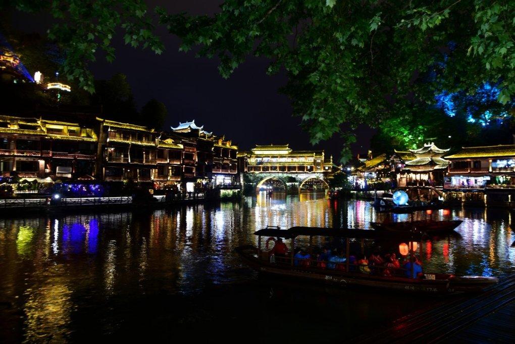 明晚7点，“龙腾盛世  梨园迎春”2024首届汉中市戏曲春晚开锣!
