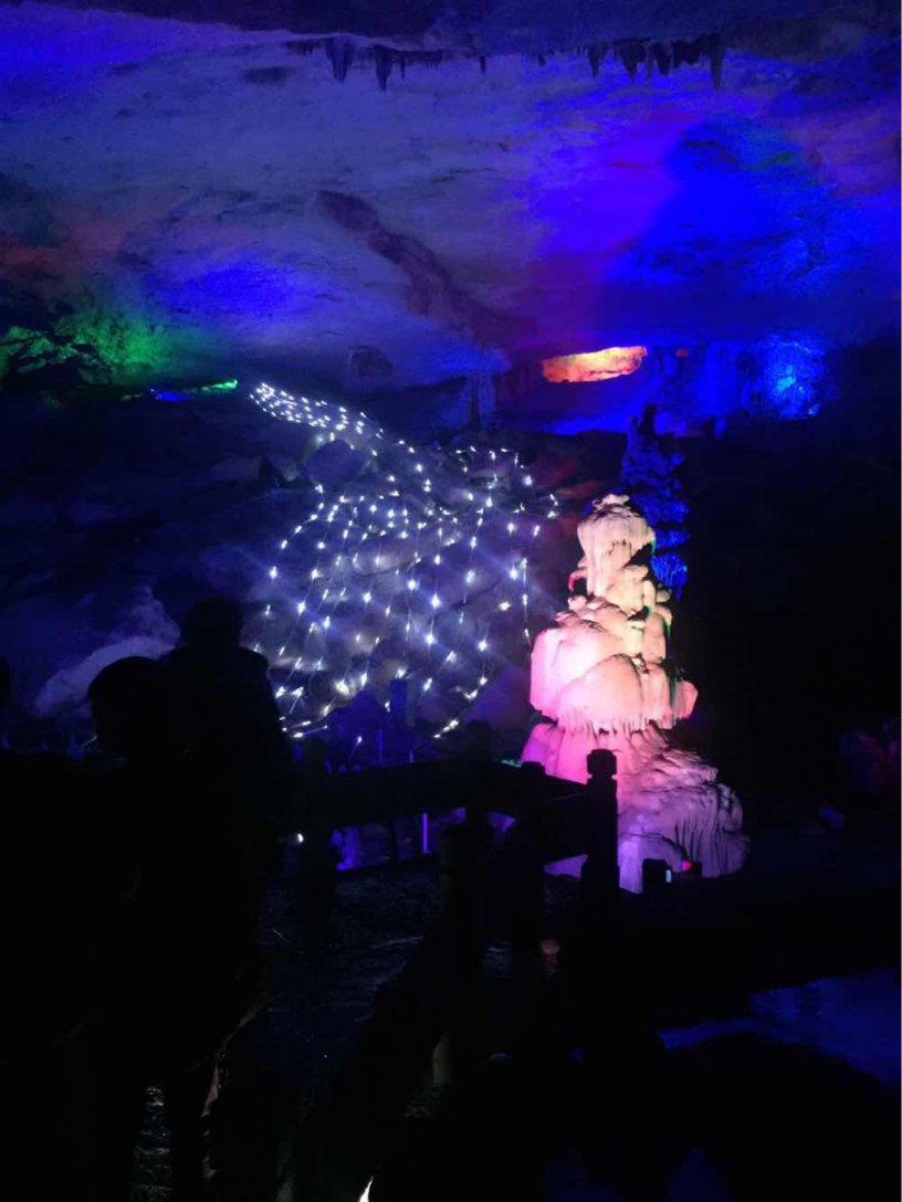 儿媳丧偶带孙改嫁，孙子创业成家，可以向孙子要赡养费吗？